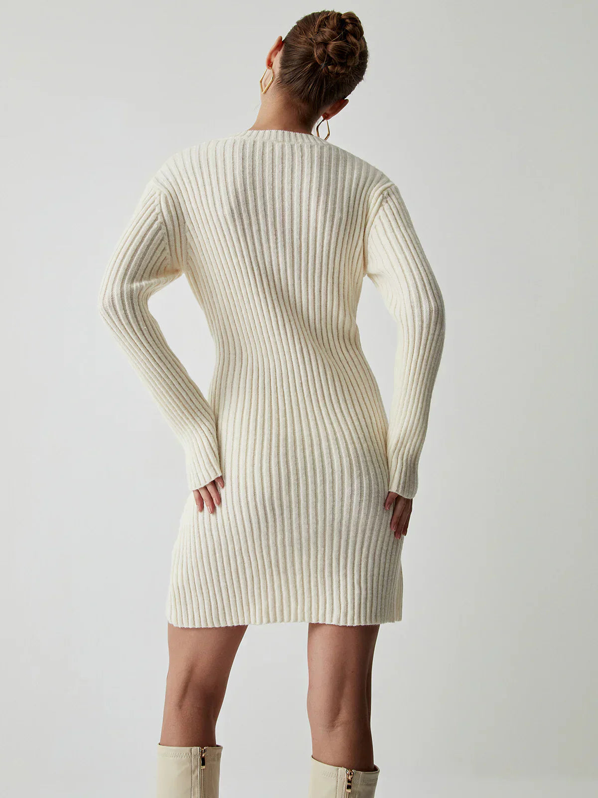 Linèa™ | Robe courte en tricot à manches longues côtelées