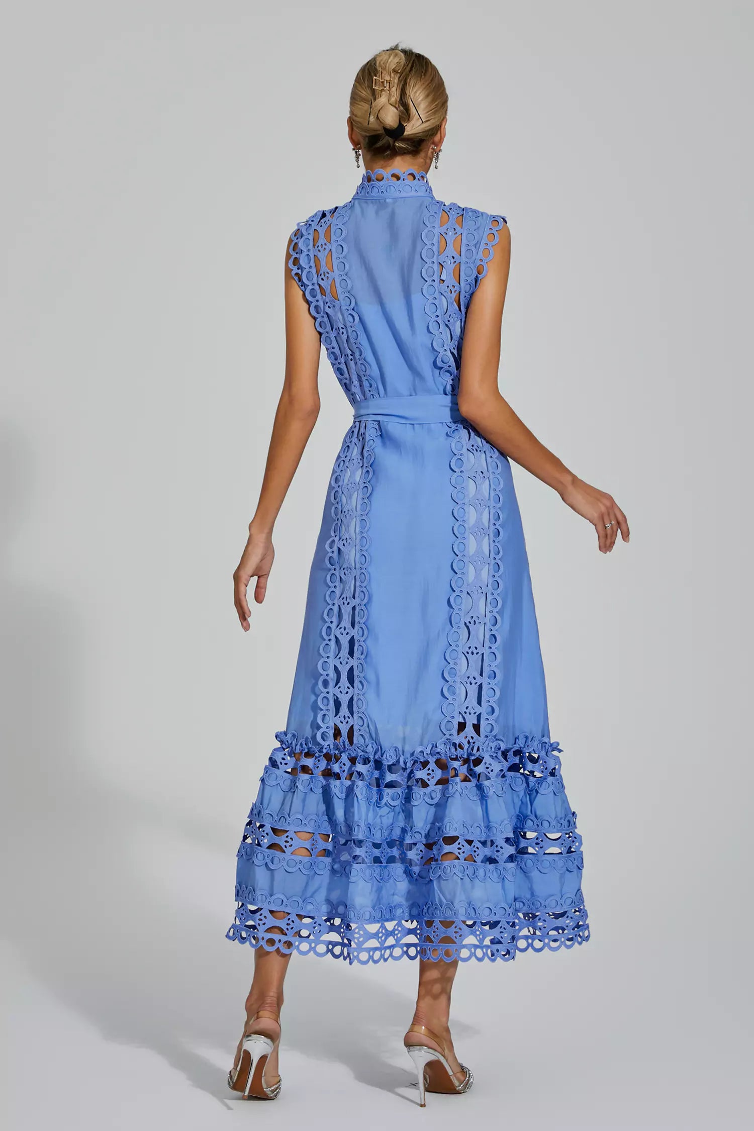 Linèa™ | Robe Rohan